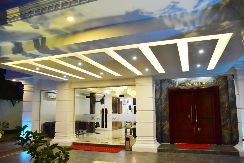 Euro Star Hotel Katunayake Exterior photo