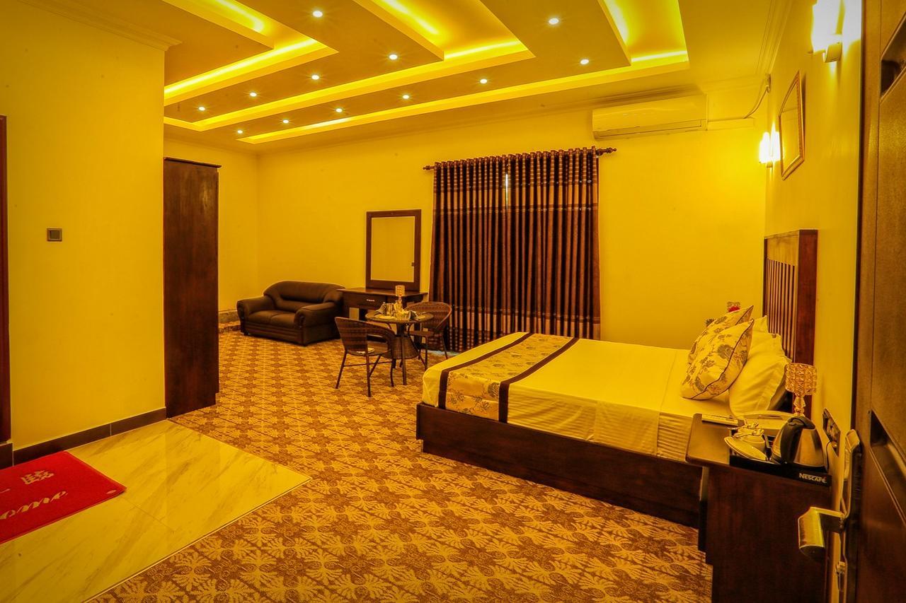 Euro Star Hotel Katunayake Exterior photo