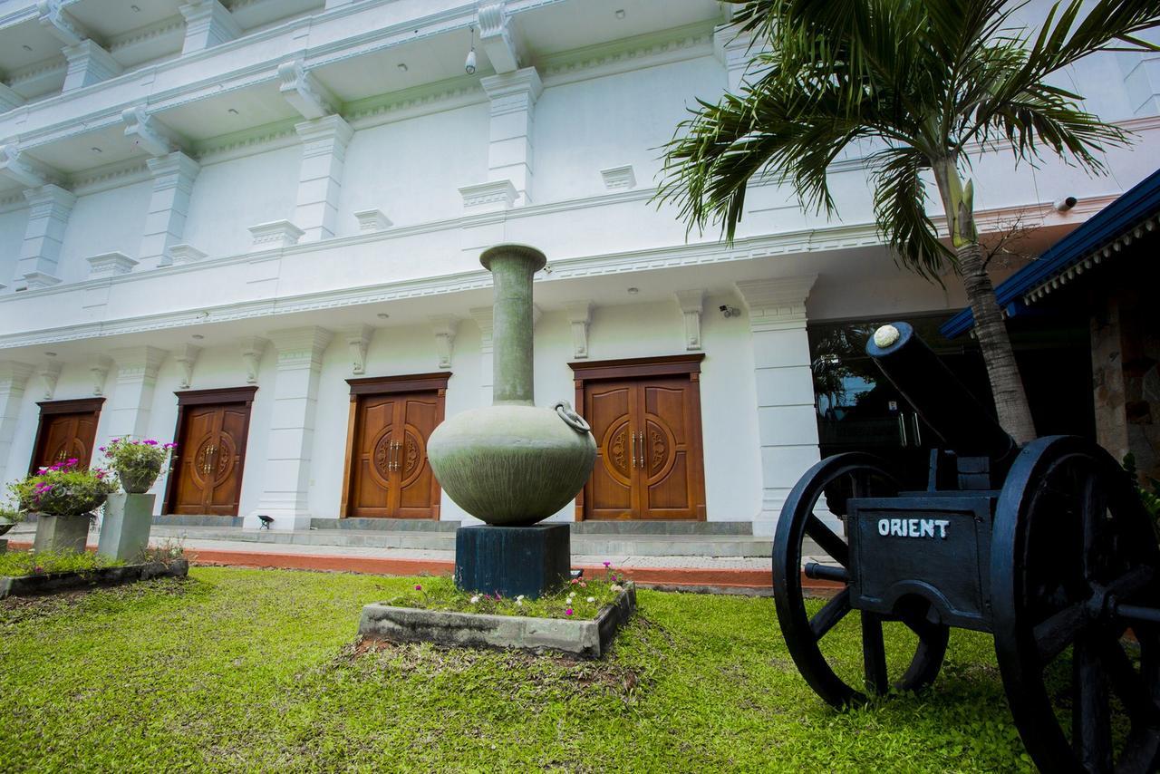 Euro Star Hotel Katunayake Exterior photo