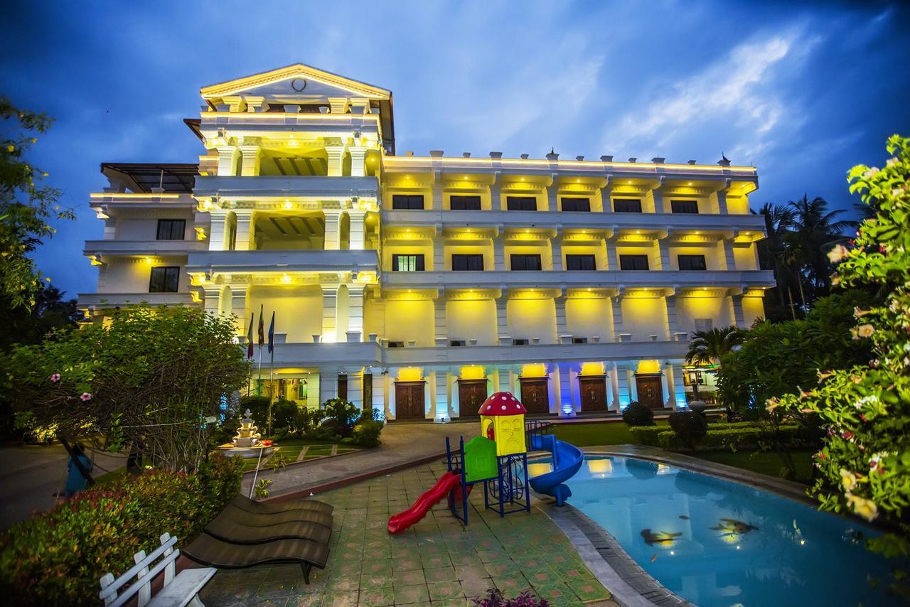 Euro Star Hotel Katunayake Exterior photo