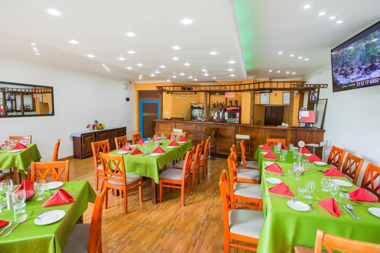 Euro Star Hotel Katunayake Exterior photo