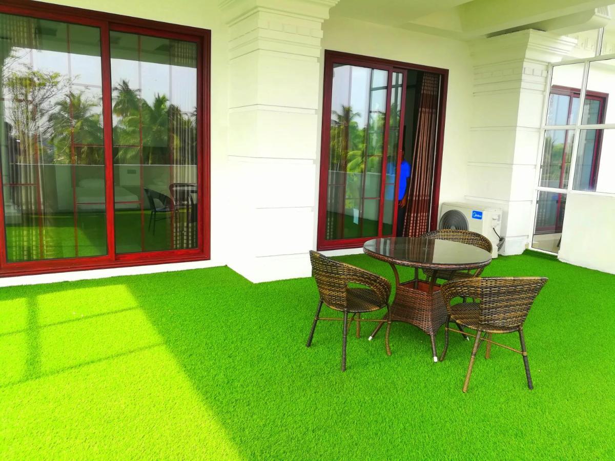 Euro Star Hotel Katunayake Exterior photo